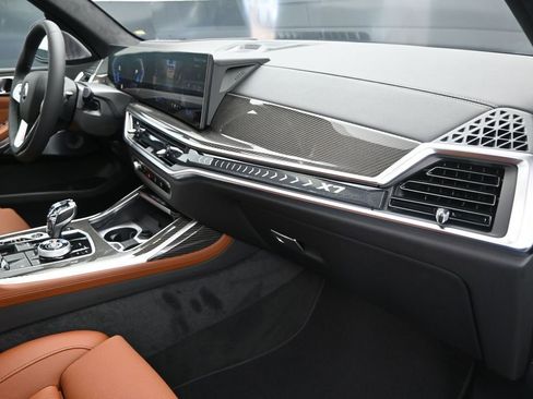 New 2026 BMW ALPINA XB7 AWD/4WD image 25