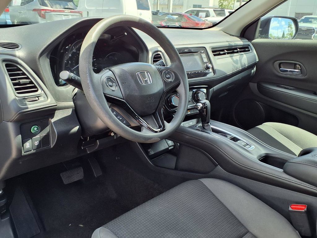 Used 2022 Honda HR-V LX image 18