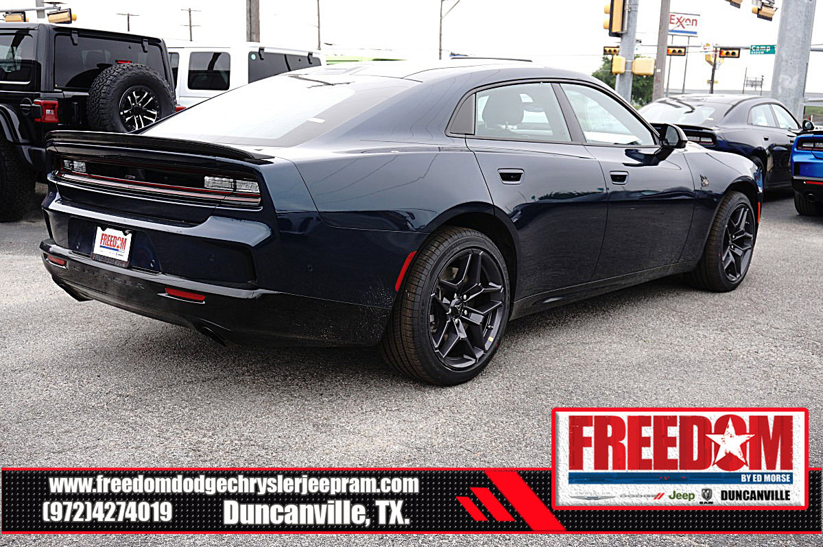 New 2026 Dodge Charger Scat Pack w/ Blacktop Package AWD/4WD image 5