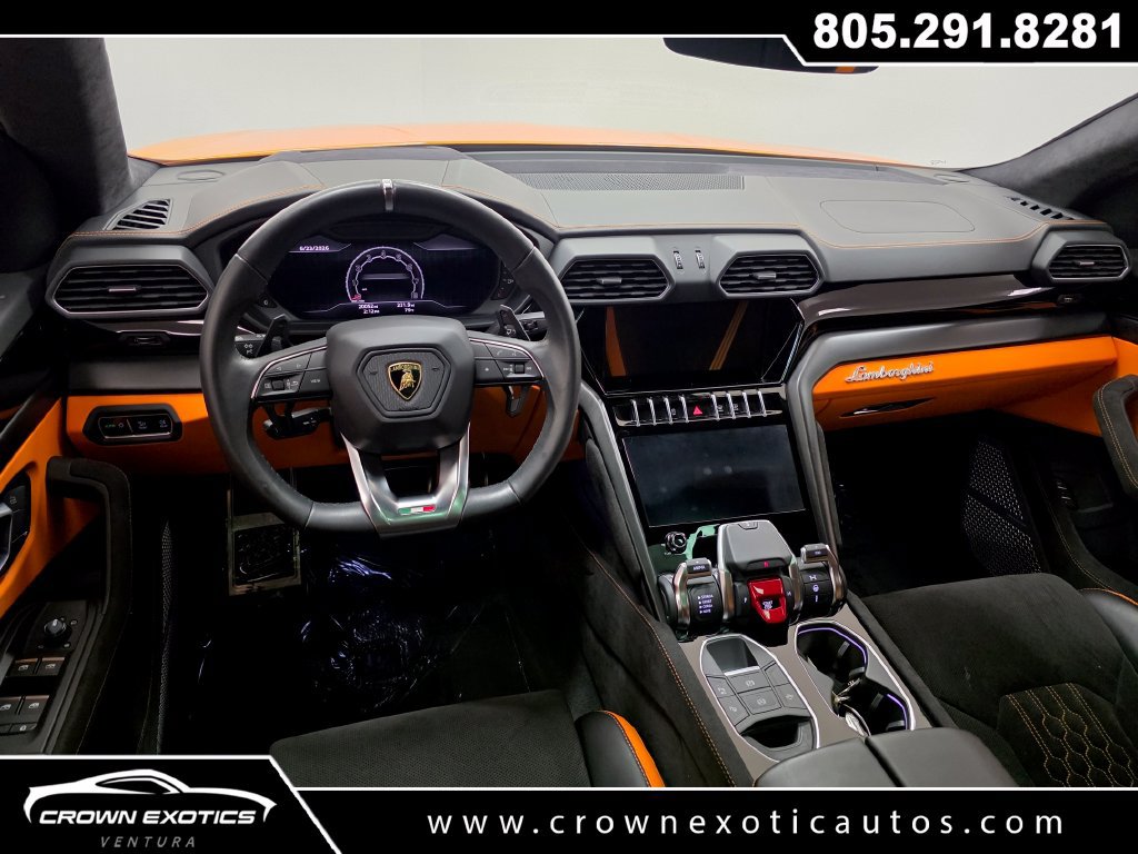 Used 2024 Lamborghini Urus S AWD/4WD image 29