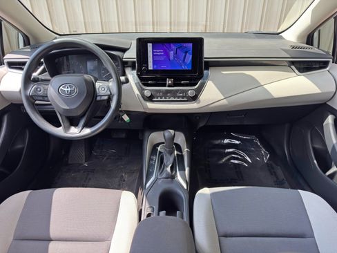 Used 2023 Toyota Corolla LE FWD image 11
