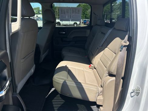 Used 2016 GMC Sierra 1500 Denali w/ Enhanced Driver Alert Package AWD/4WD image 29