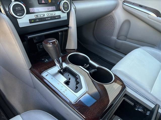 Used 2012 Toyota Camry XLE w/ Leather Pkg FWD image 21