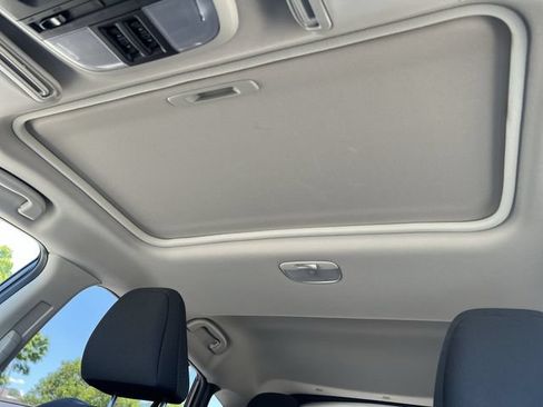 Certified 2025 Subaru Crosstrek 2.5i Premium AWD/4WD image 18