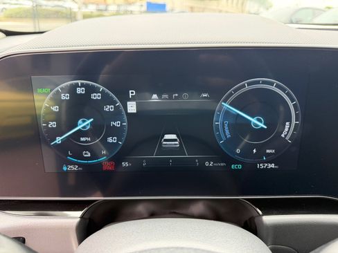 Used 2023 Kia Niro Wind FWD image 14