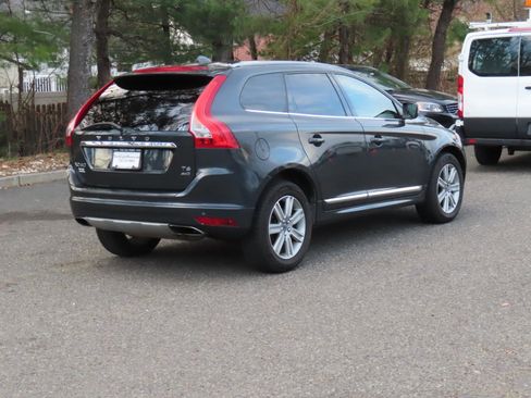 Used 2016 Volvo XC60 T6 w/ Protection Package image 5