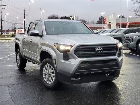 New 2026 Toyota Tacoma SR5 image 32