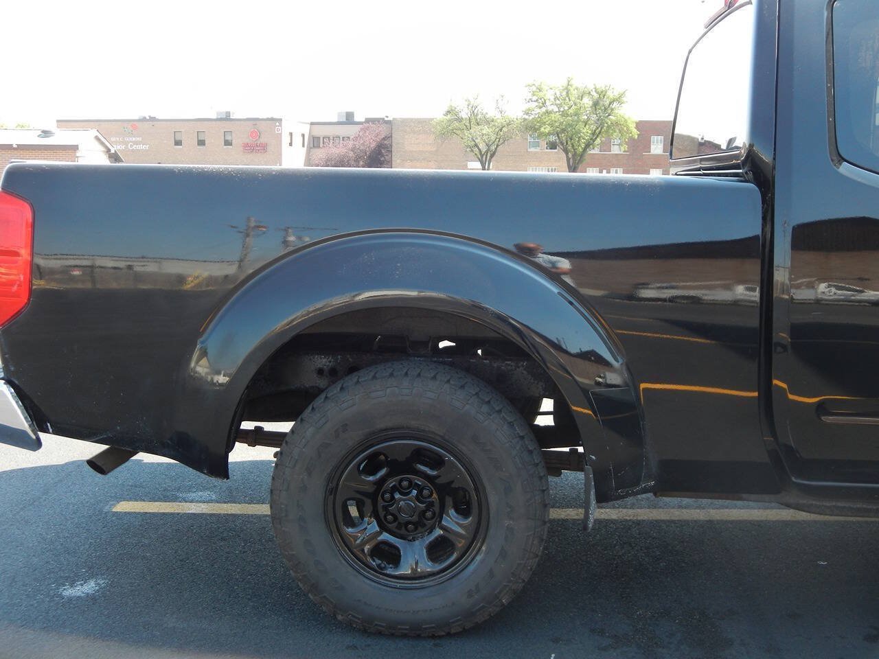 Used 2013 Nissan Frontier S RWD image 22