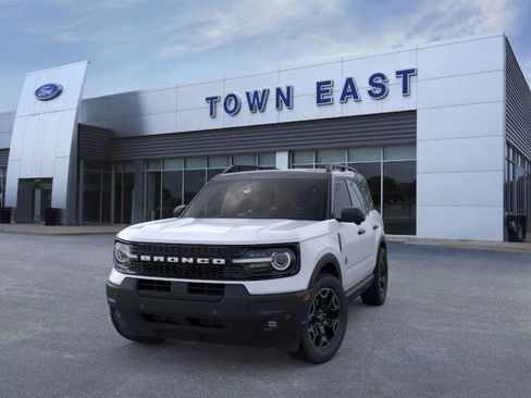 New 2026 Ford Bronco Sport Outer Banks w/ Outer Banks Tech Package+ image 2