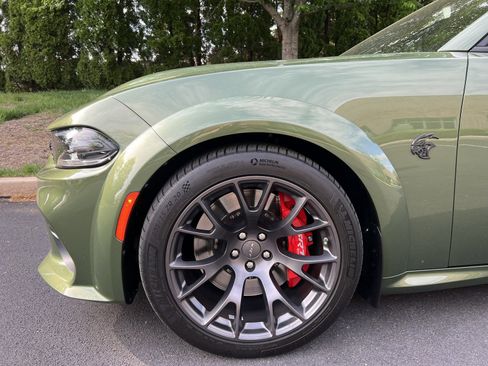 Used 2022 Dodge Charger SRT Hellcat w/ SRT Black Package image 81