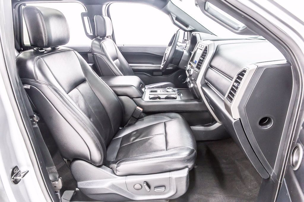 Used 2020 Ford Expedition XLT w/ Equipment Group 202A RWD image 31