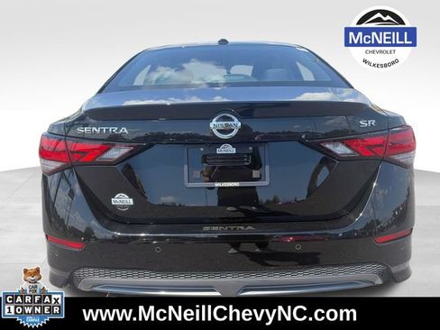Used 2022 Nissan Sentra SR w/ Lighting Package FWD image 7