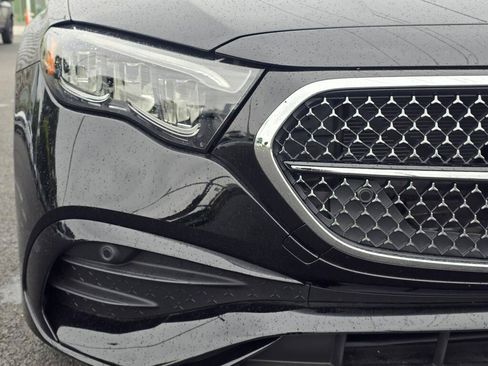 New 2026 Mercedes-Benz E 350 4MATIC Sedan image 29