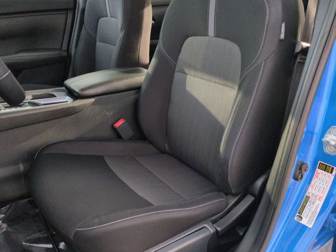 Used 2020 Nissan Sentra SV image 17