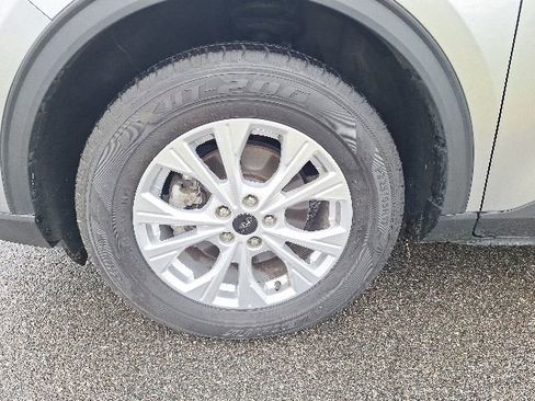 Used 2024 Ford Escape Active w/ Tech Pack #1 AWD/4WD image 9