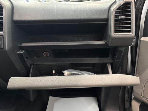 Used 2022 Ford F250 XL w/ Power Equipment Group image 29