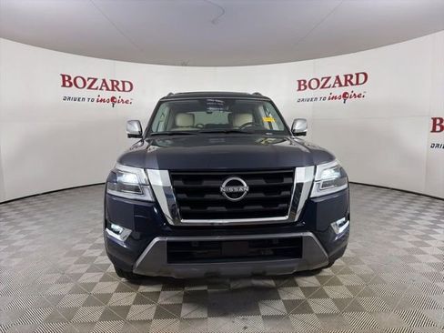 Used 2022 Nissan Armada Platinum w/ Captain's Chairs Package RWD image 2