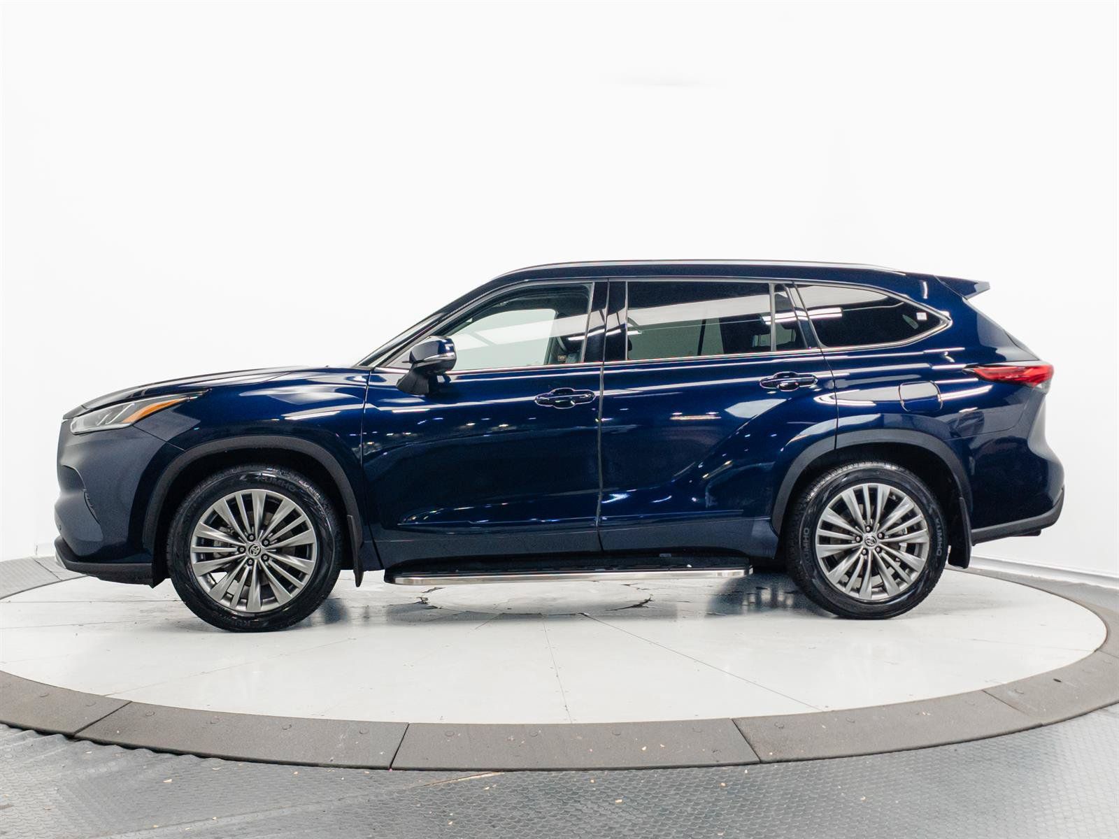 Used 2020 Toyota Highlander Platinum AWD/4WD image 9