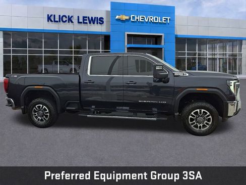 Used 2024 GMC Sierra 2500 SLE w/ SLE Value Package; image 9