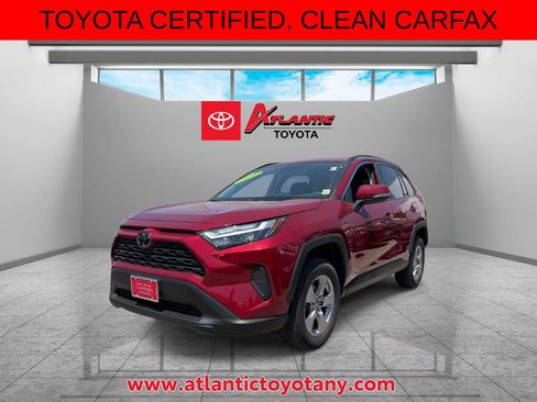 Certified 2025 Toyota RAV4 XLE AWD/4WD image 4
