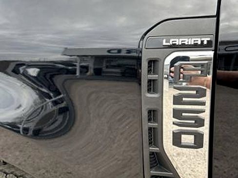 New 2024 Ford F250 Lariat w/ Lariat Ultimate Package image 12