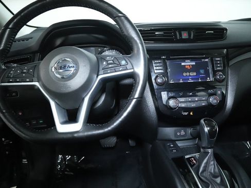 Used 2022 Nissan Rogue Sport SV w/ Technology Package AWD/4WD image 28