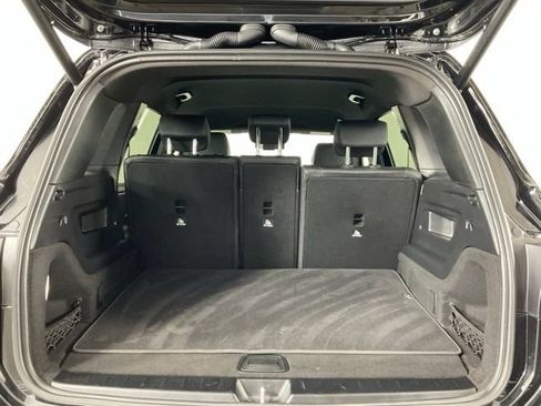Used 2025 Mercedes-Benz GLB 250 image 17