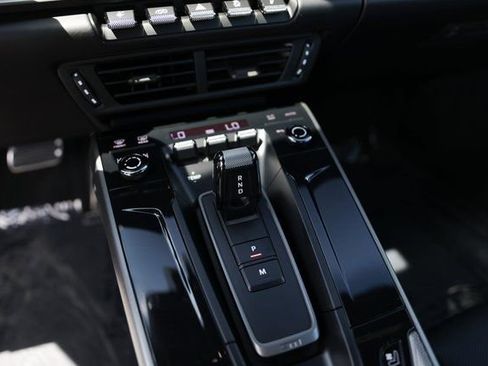 Certified 2025 Porsche 911 Carrera image 18