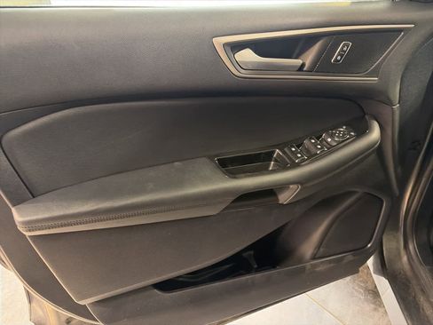 Used 2020 Ford Edge SEL w/ Convenience Package image 23