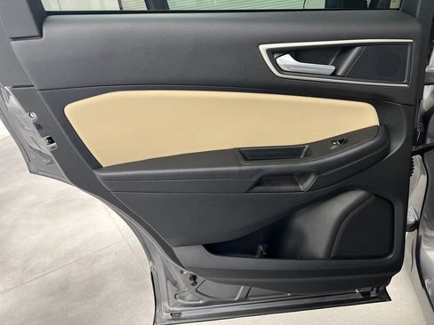 Used 2024 Ford Edge SEL image 15