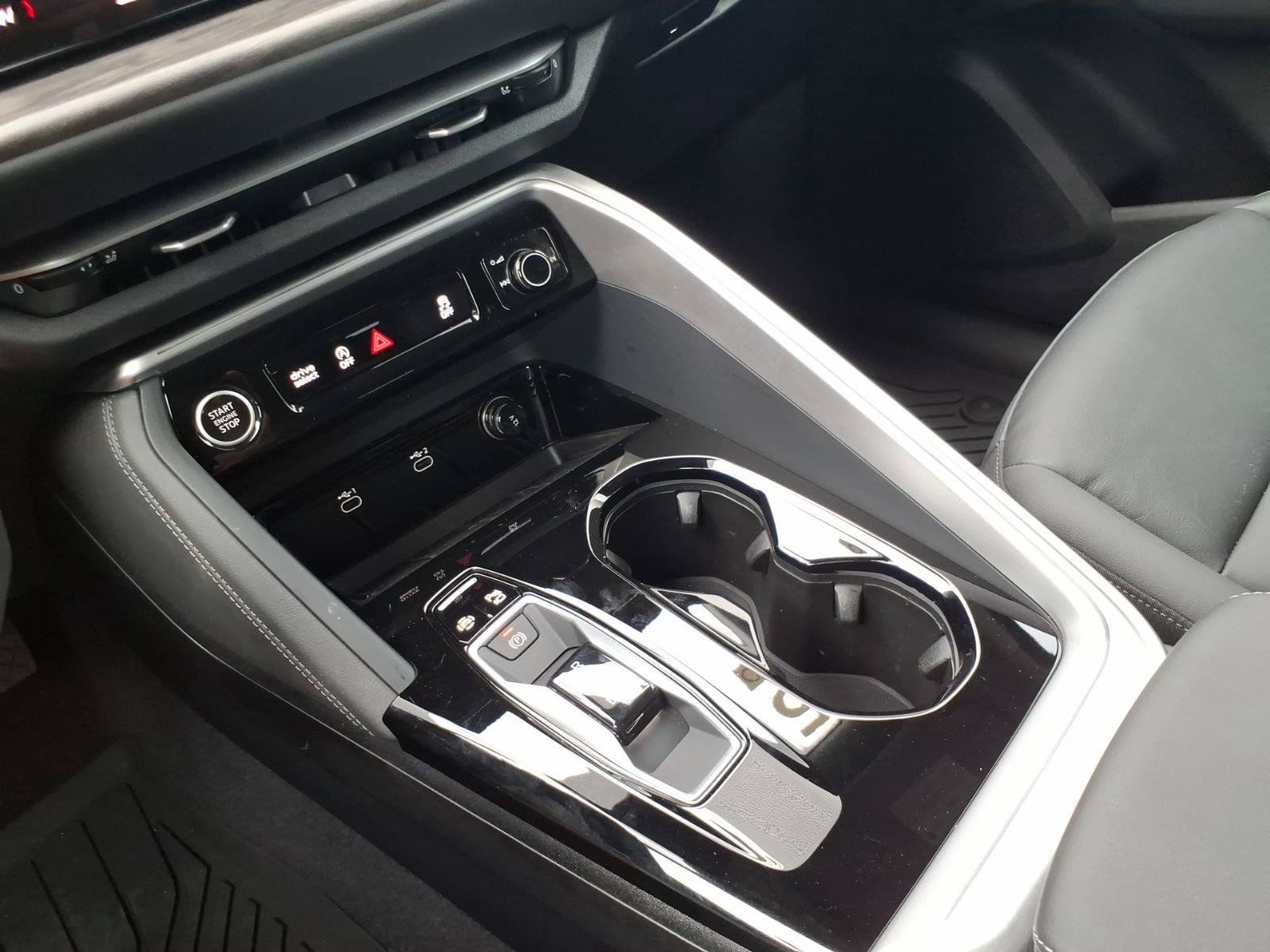 Used 2025 Audi Q5 Premium w/ Convenience Package AWD/4WD image 19