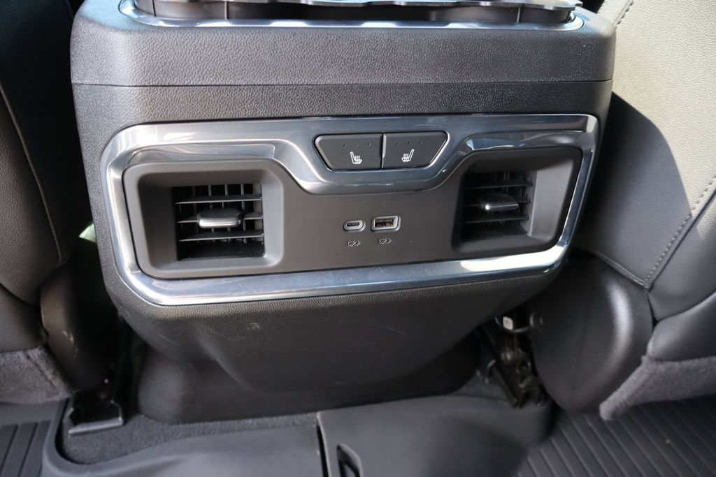Used 2025 Chevrolet Silverado 2500 High Country w/ Technology Package AWD/4WD image 21