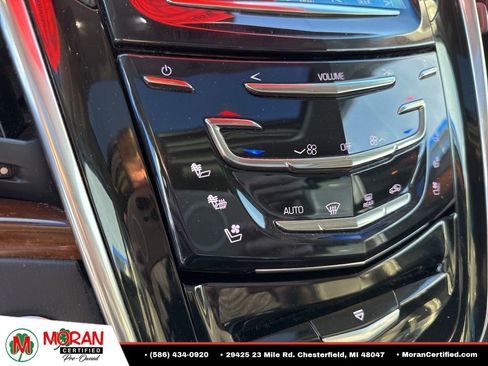 Used 2019 Cadillac Escalade Premium Luxury AWD/4WD image 20
