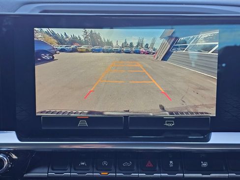 Used 2022 GMC Sierra 1500 Elevation w/ LPO, Elevation Black Package AWD/4WD image 24
