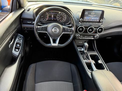 Certified 2021 Nissan Sentra SV FWD image 12