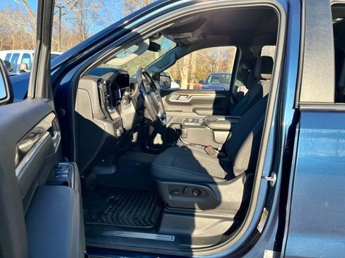 Used 2022 Chevrolet Silverado 1500 LT image 15