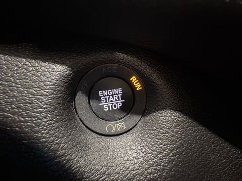 Used 2021 Jeep Cherokee Limited w/ Elite Package image 33