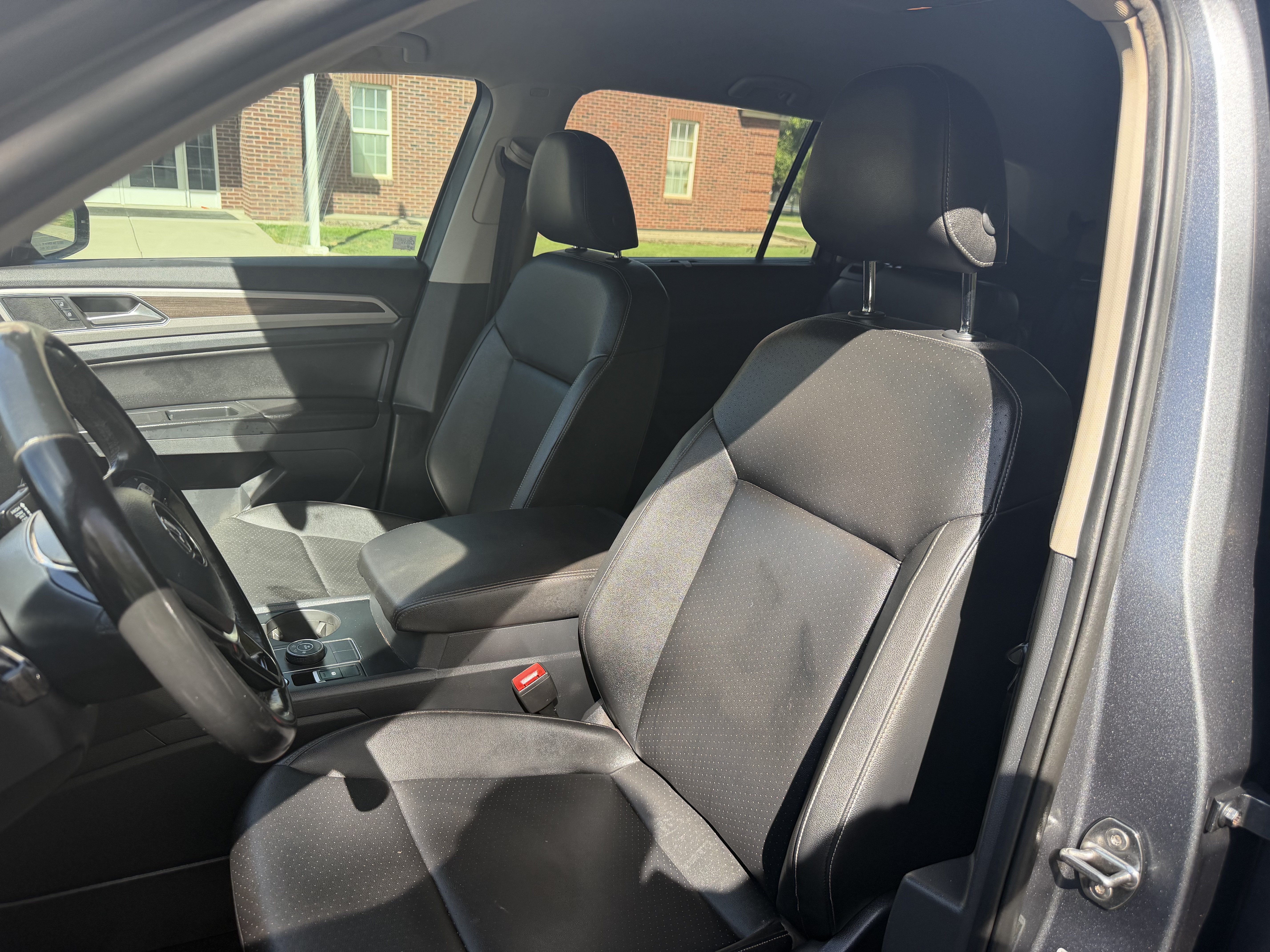 Used 2019 Volkswagen Atlas SE w/ Towing Package AWD/4WD image 15