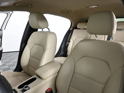Used 2020 Mercedes-Benz GLA 250 image 5