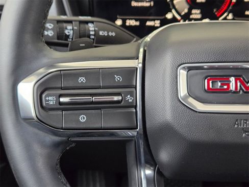 Used 2025 GMC Terrain Elevation image 20