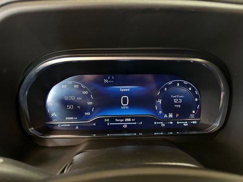 Used 2024 Chevrolet Tahoe LT image 16