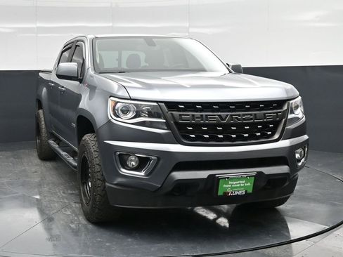 Used 2019 Chevrolet Colorado Z71 AWD/4WD image 4