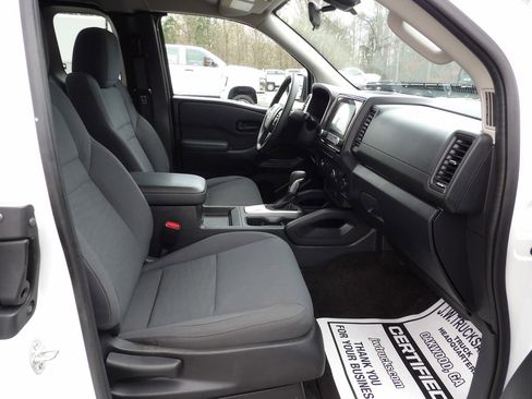 Used 2022 Nissan Frontier S image 39