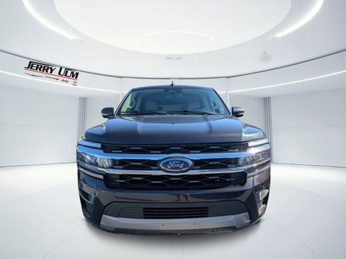 Used 2024 Ford Expedition Max Limited image 6