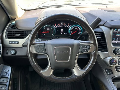 Used 2018 GMC Yukon Denali w/ Denali Ultimate Package image 13
