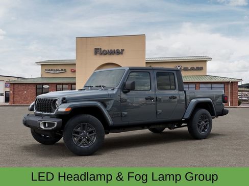 New 2025 Jeep Gladiator Sport image 3