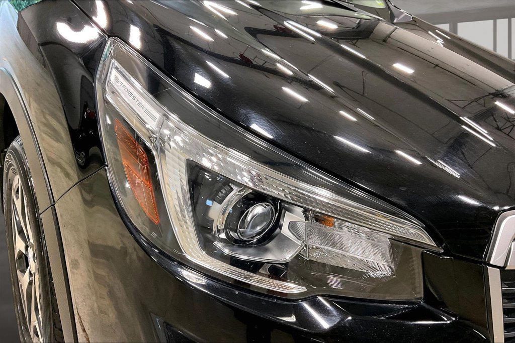 Used 2019 Subaru Forester Premium w/ All-Weather Package AWD/4WD image 33