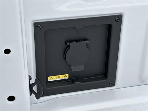 New 2025 Ford F150 XLT w/ Equipment Group 301A Standard image 10