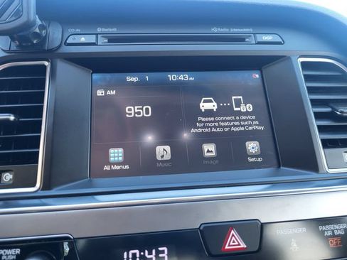 Used 2017 Hyundai Sonata Sport w/ Value Edition Package 02 FWD image 16