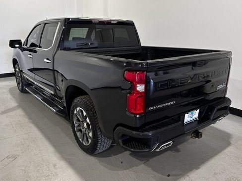 Used 2022 Chevrolet Silverado 1500 High Country w/ Z71 Off-Road Package AWD/4WD image 38